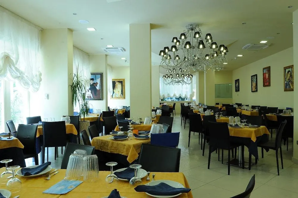 Hotel In Cesenatico