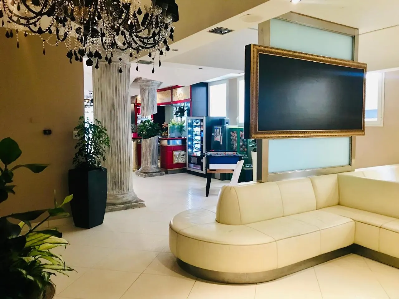 Hotel In Cesenatico